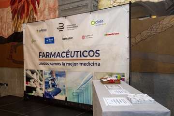 Los farmaceúticos de Las Palmas reconocen a las teldenses Pino Oliva y Mercedes Martín por sus 50 años de colegiada/TA.